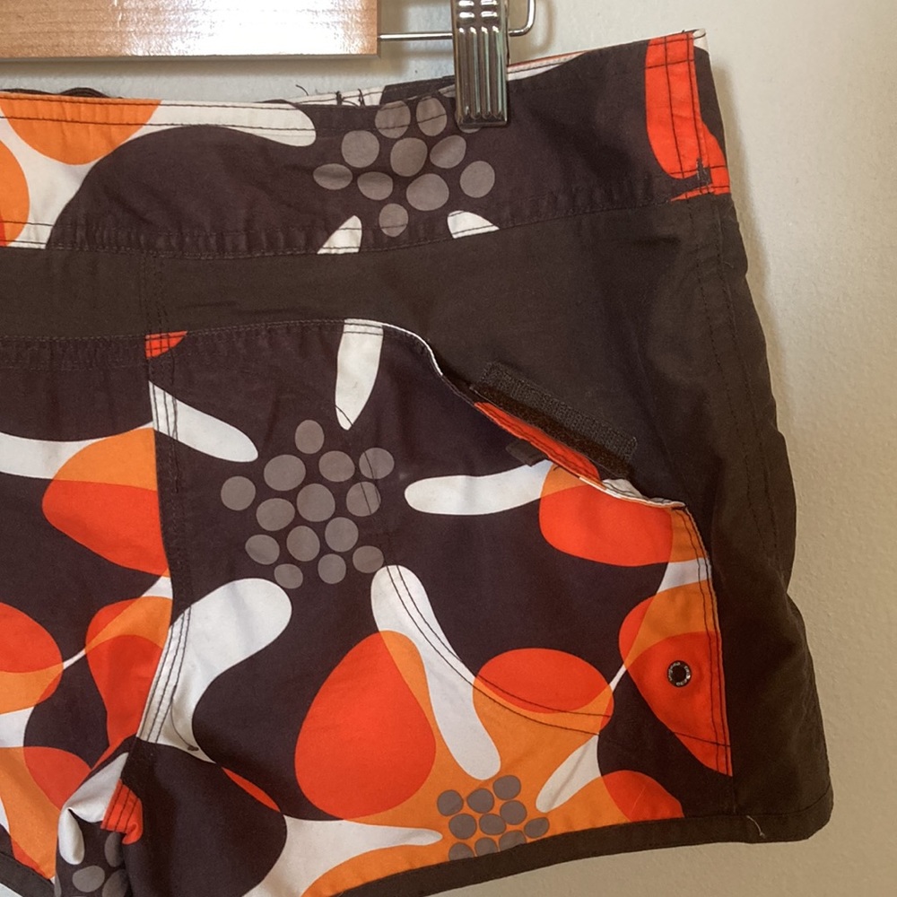 70’s retro print board shorts - Picture 2 of 6